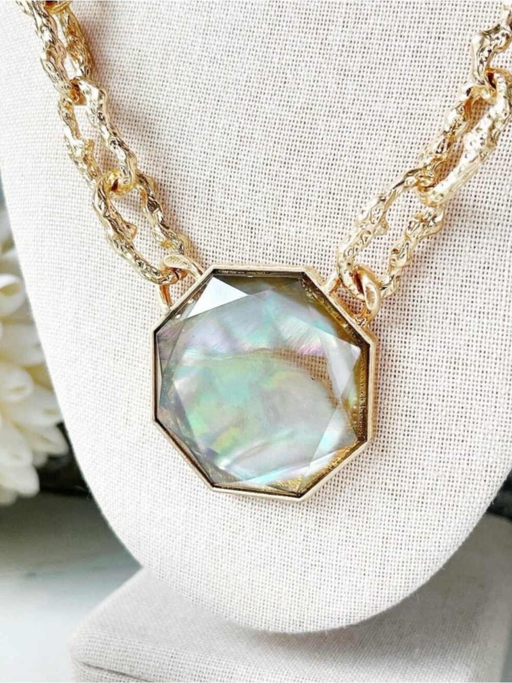 Park Lane Kyla Shell Necklace Gold - Picture 2 of 6